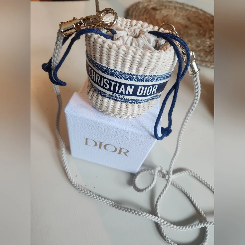 Christian Dior Mini Pouch Bag - Picture 2 of 13
